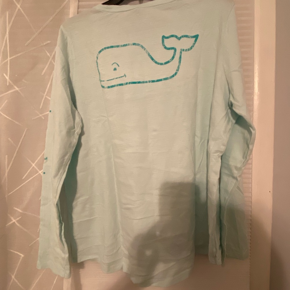 Vineyard vines - Picture 4 of 4
